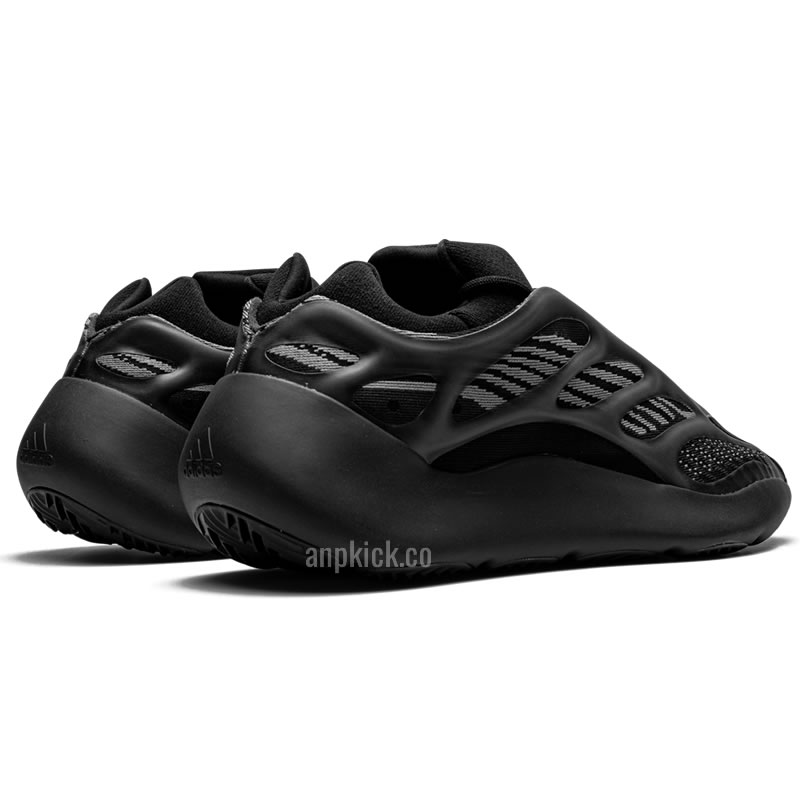 Adidas Yeezy 700 V3 Alvah Black H67799 New Release Date (3) - www.newkick.vip Adidas Yeezy 700 V3 Alvah Black H67799 New Release Date (3) - www.newkick.vip