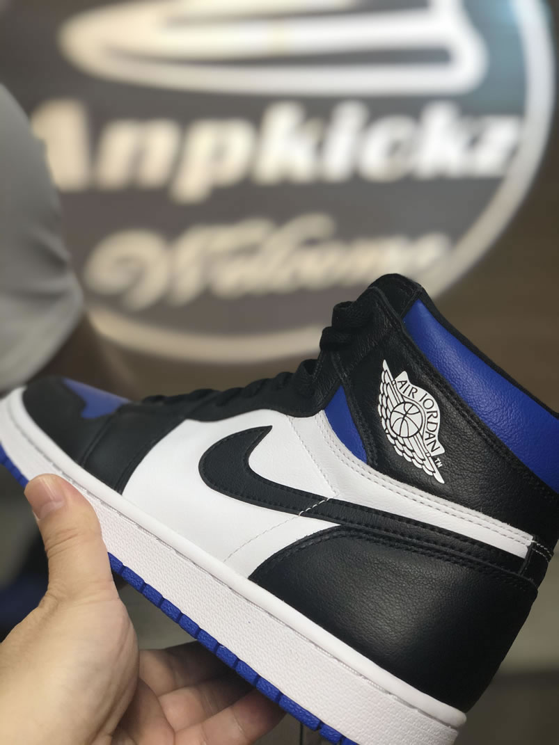Air Jordan 1 Retro High Og Royal Toe 2020 On Feet Royal Blue 555088 041 (7) - www.newkick.vip