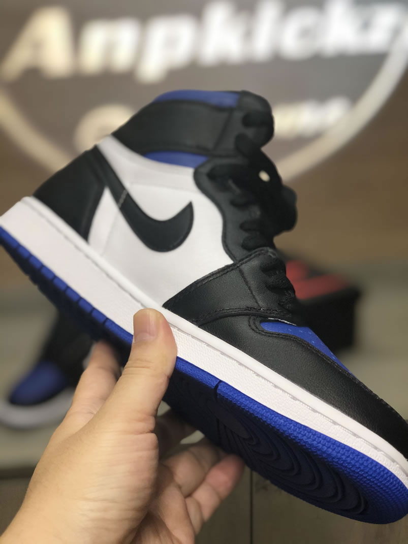 Air Jordan 1 Retro High Og Royal Toe 2020 On Feet Royal Blue 555088 041 (8) - www.newkick.vip