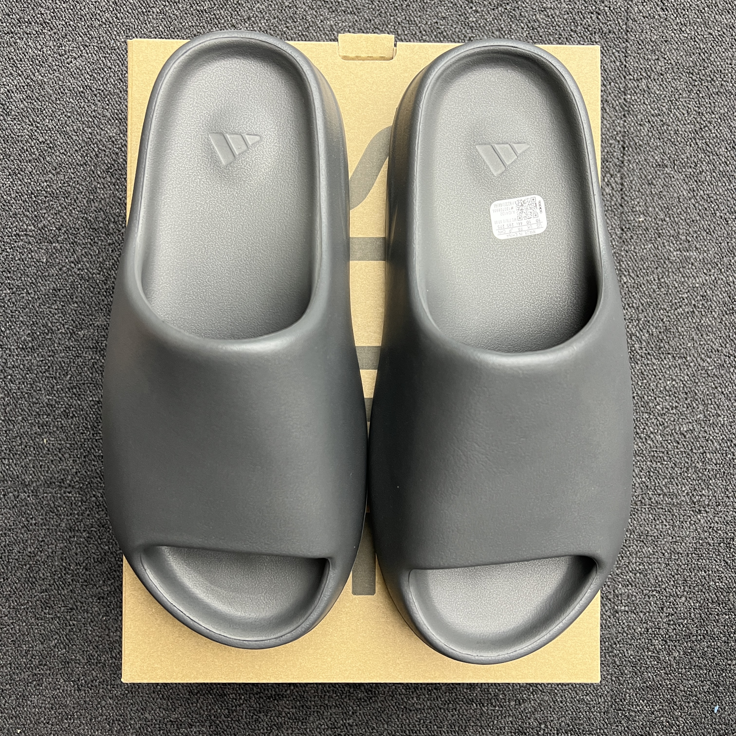 Adidas Yeezy Slide Granite Id4132 (2) - www.newkick.vip Adidas Yeezy Slide Granite Id4132 (2) - www.newkick.vip