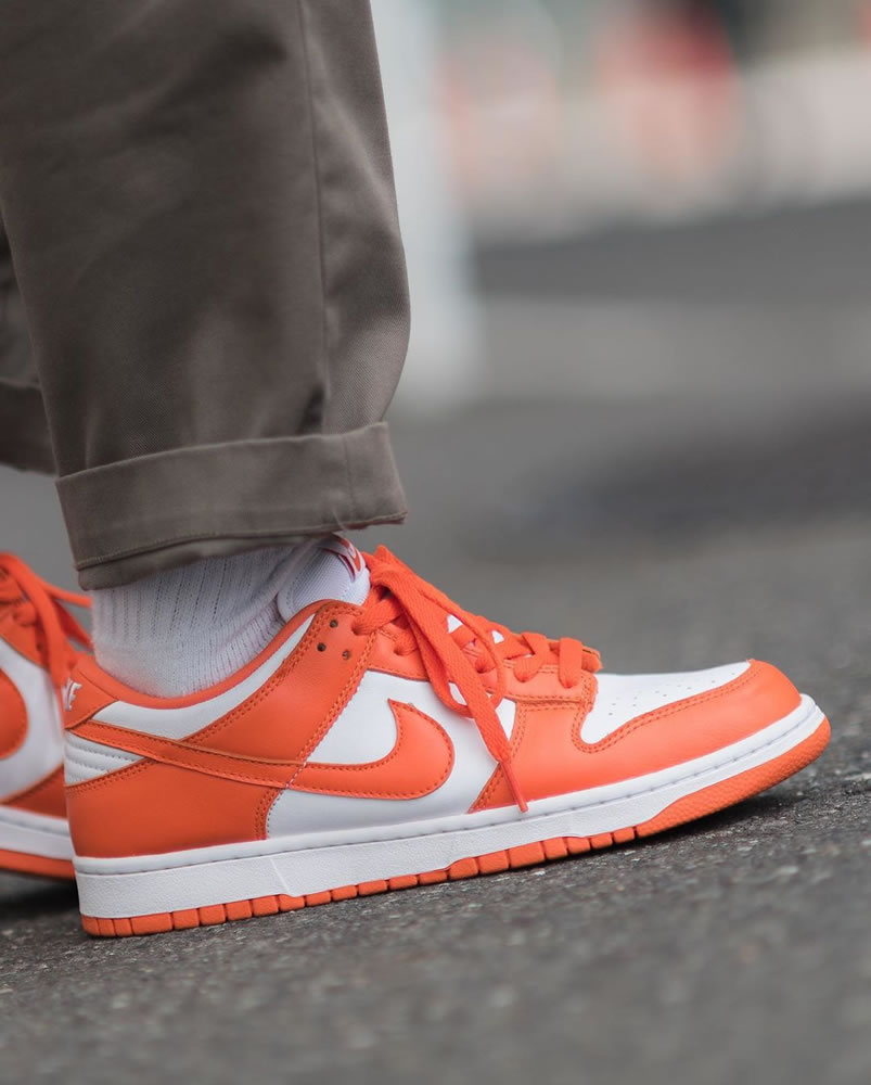 Nike Sb Dunk Low Sp Syracuse Orange Blaze Cu1726 101 On Feet (12) - www.newkick.vip
