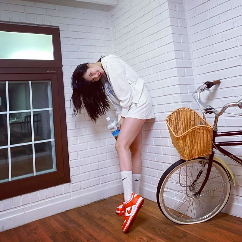 Nike Sb Dunk Low Sp Syracuse Orange Blaze Cu1726 101 On Feet (14) - www.newkick.vip