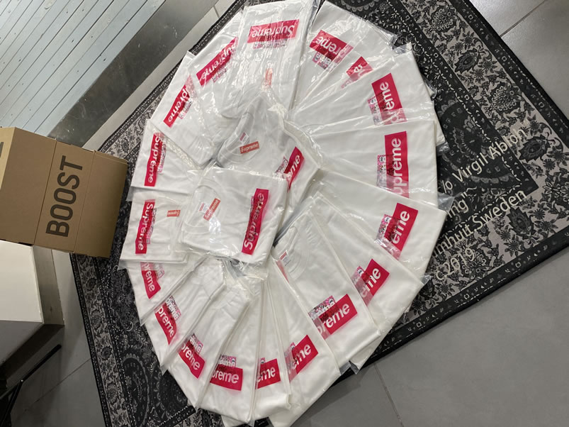 Supreme Covid 19 Relief Box Logo Tee T Shirt Takashi Murakami Kaikai Kiki Flower Skulls (5) - www.newkick.vip