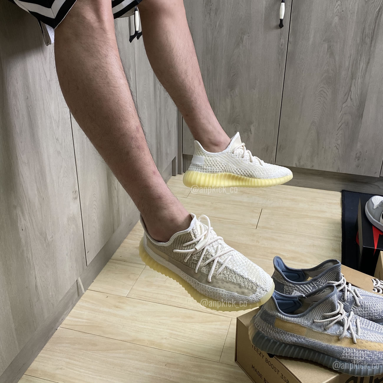 Adidas Yeezy Boost 350 V2 Abez Fz5246 Anpkick First On Feet First Look (5) - www.newkick.vip