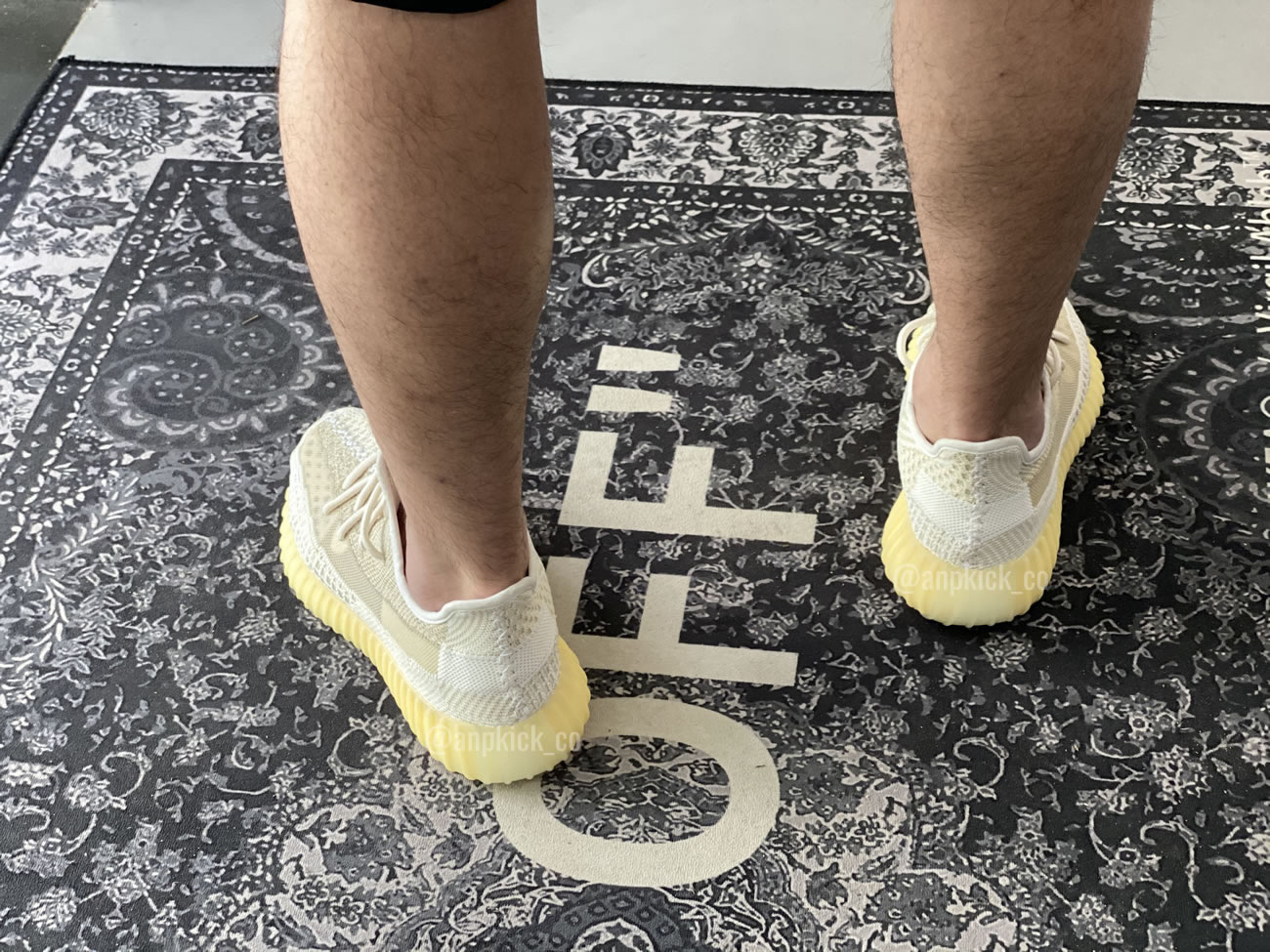 Adidas Yeezy Boost 350 V2 Abez Fz5246 Anpkick First On Feet First Look (8) - www.newkick.vip