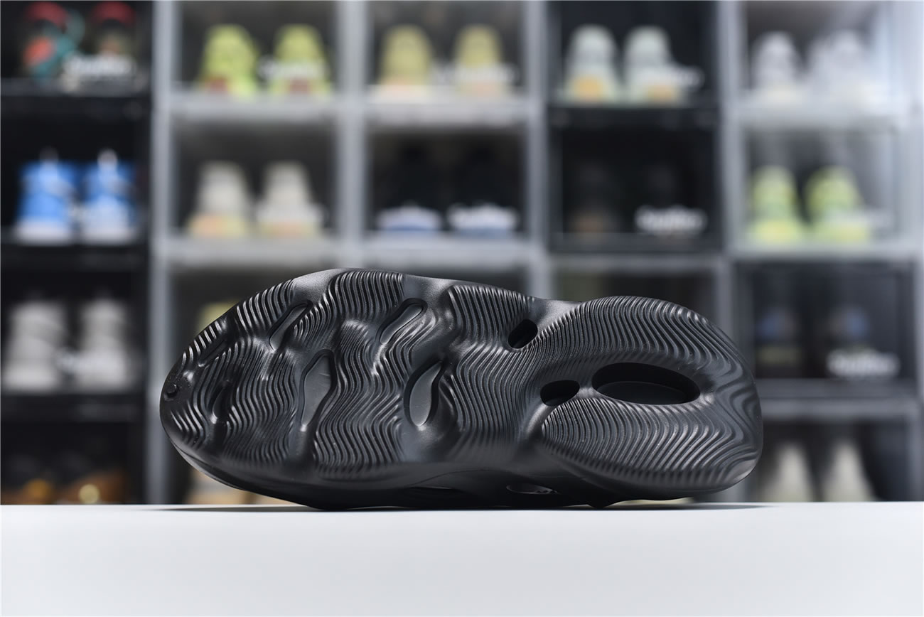 Adidas Yeezy Crocs Clog Foam Runner Colors Black (6) - www.newkick.vip Adidas Yeezy Crocs Clog Foam Runner Colors Black (6) - www.newkick.vip