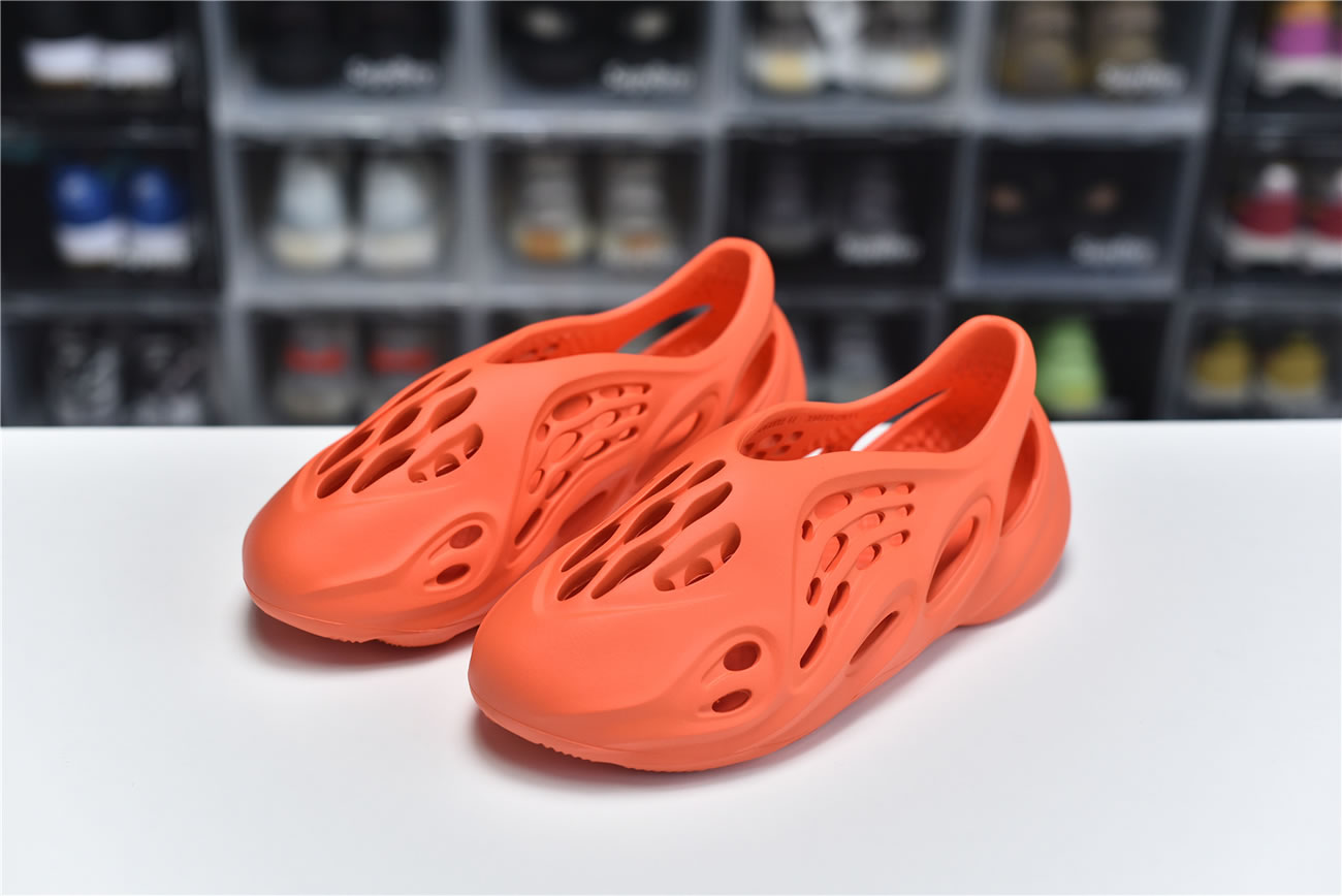 Adidas Yeezy Crocs Clog Foam Runner Colors Orange Red (1) - www.newkick.vip
