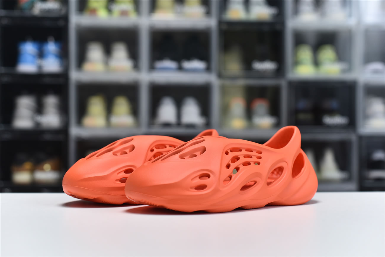 Adidas Yeezy Crocs Clog Foam Runner Colors Orange Red (3) - www.newkick.vip