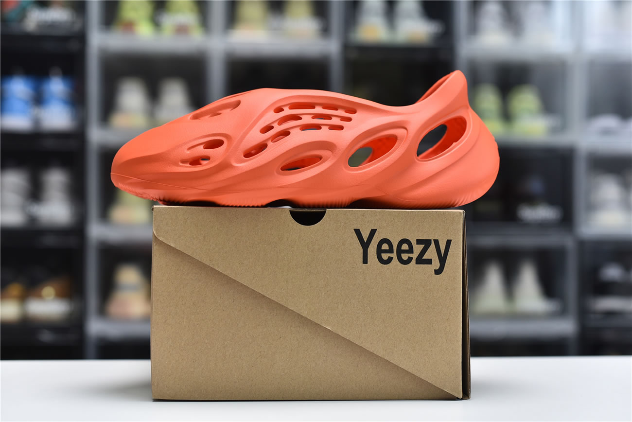 Adidas Yeezy Crocs Clog Foam Runner Colors Orange Red (7) - www.newkick.vip