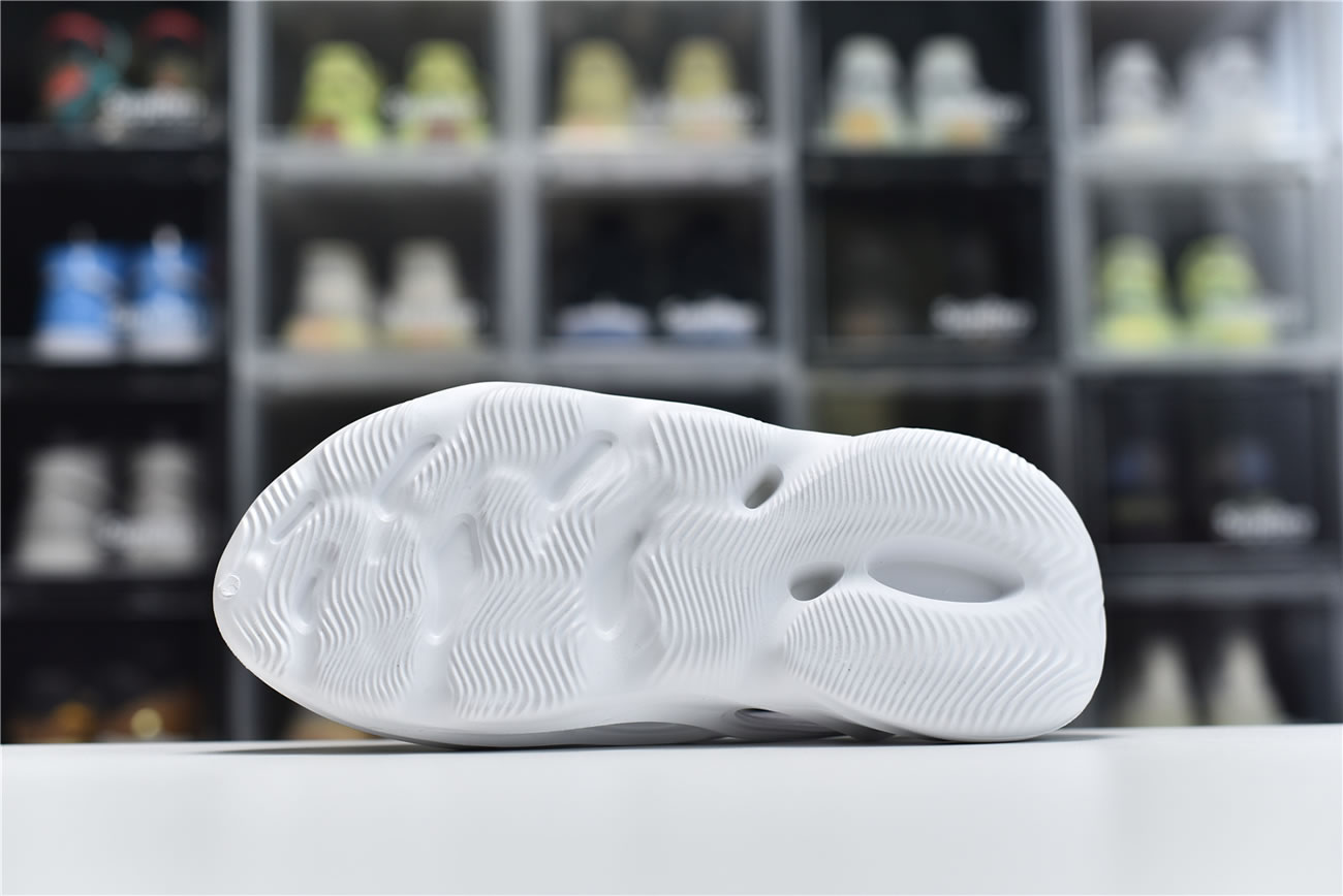 Adidas Yeezy Crocs Clog Foam Runner Colors White (6) - www.newkick.vip Adidas Yeezy Crocs Clog Foam Runner Colors White (6) - www.newkick.vip