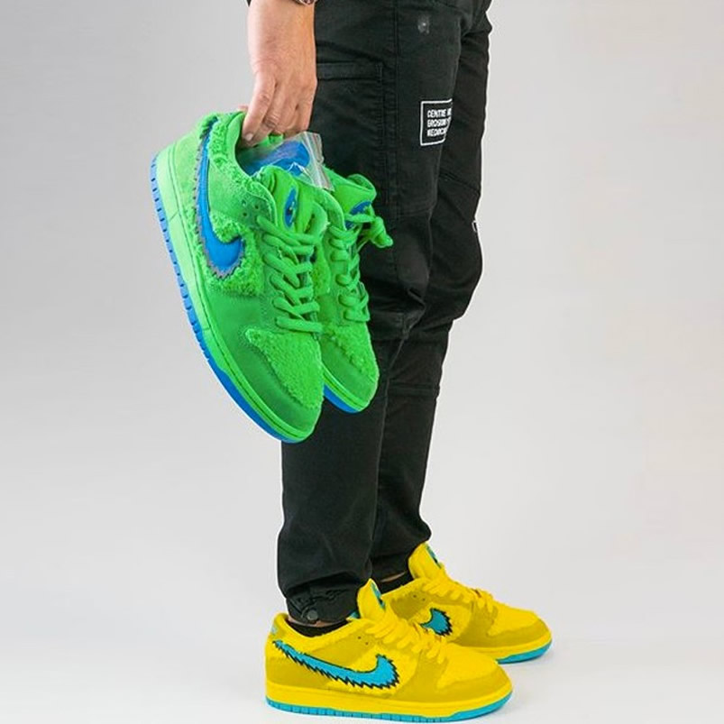 Grateful Dead Bears Nike Sb Dunk Low Yellow Bear On Feet Cj5378 700 (1) - www.newkick.vip