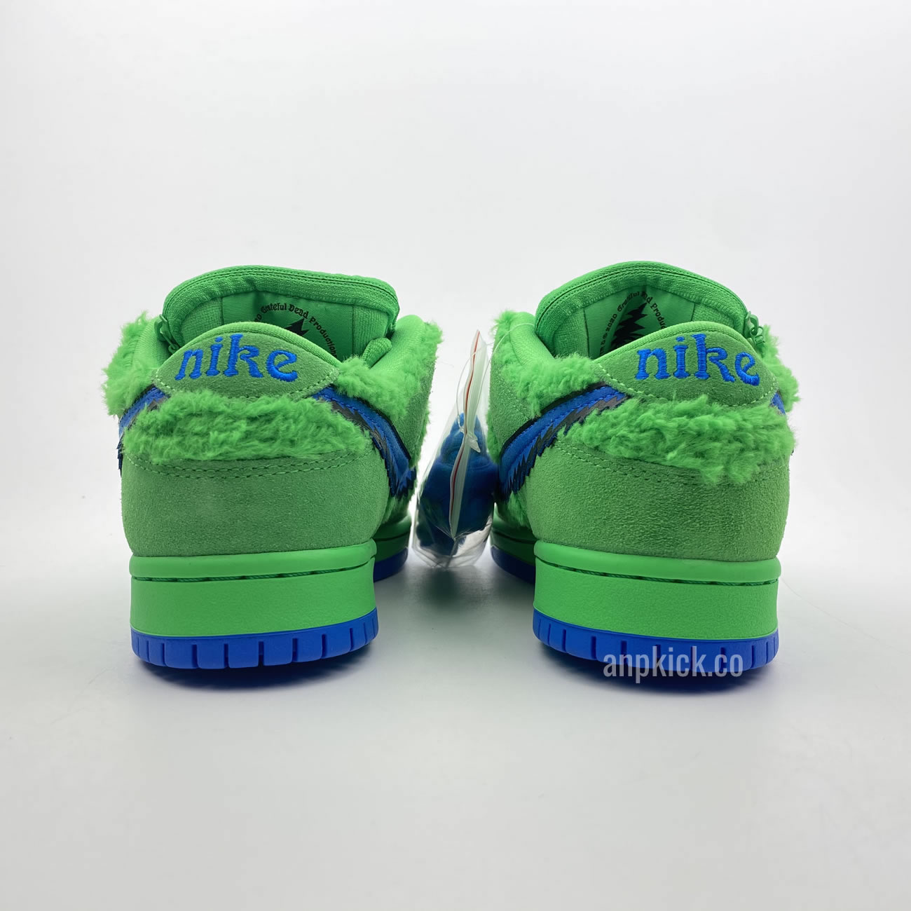 Grateful Dead Bears Nike Sb Dunk Low Green Bear Cj5378 300 (7) - www.newkick.vip