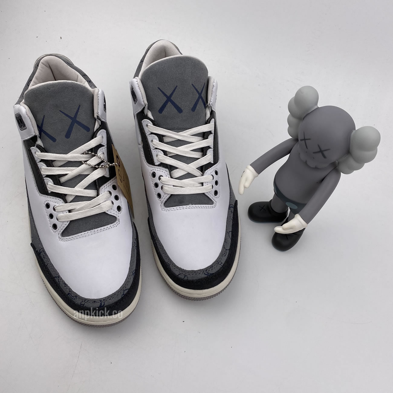 Kaws Air Jordan 3 Fresh Water White Light Grey New Release For Sale (3) - www.newkick.vip Kaws Air Jordan 3 Fresh Water White Light Grey New Release For Sale (3) - www.newkick.vip