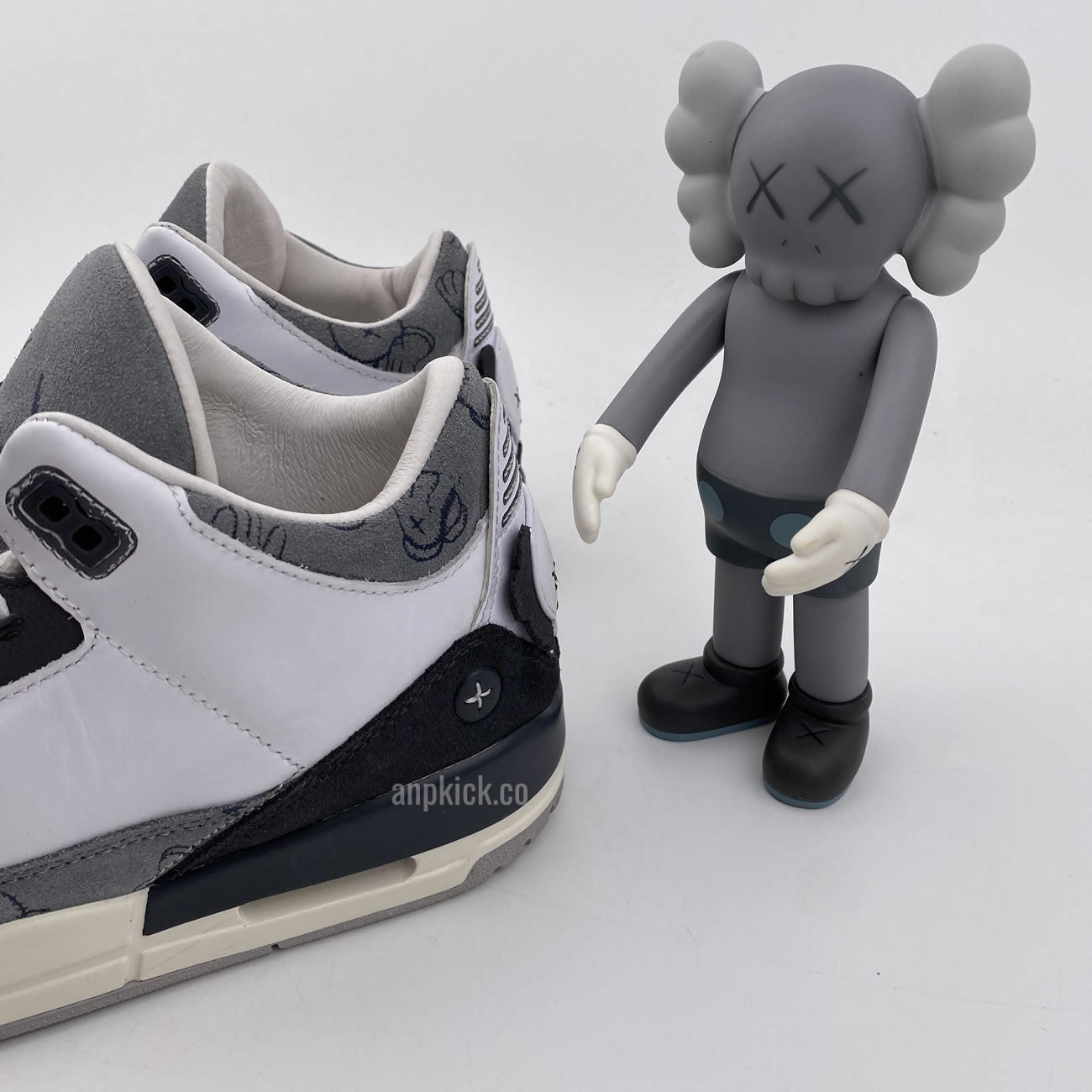 Kaws Air Jordan 3 Fresh Water White Light Grey New Release For Sale (5) - www.newkick.vip Kaws Air Jordan 3 Fresh Water White Light Grey New Release For Sale (5) - www.newkick.vip