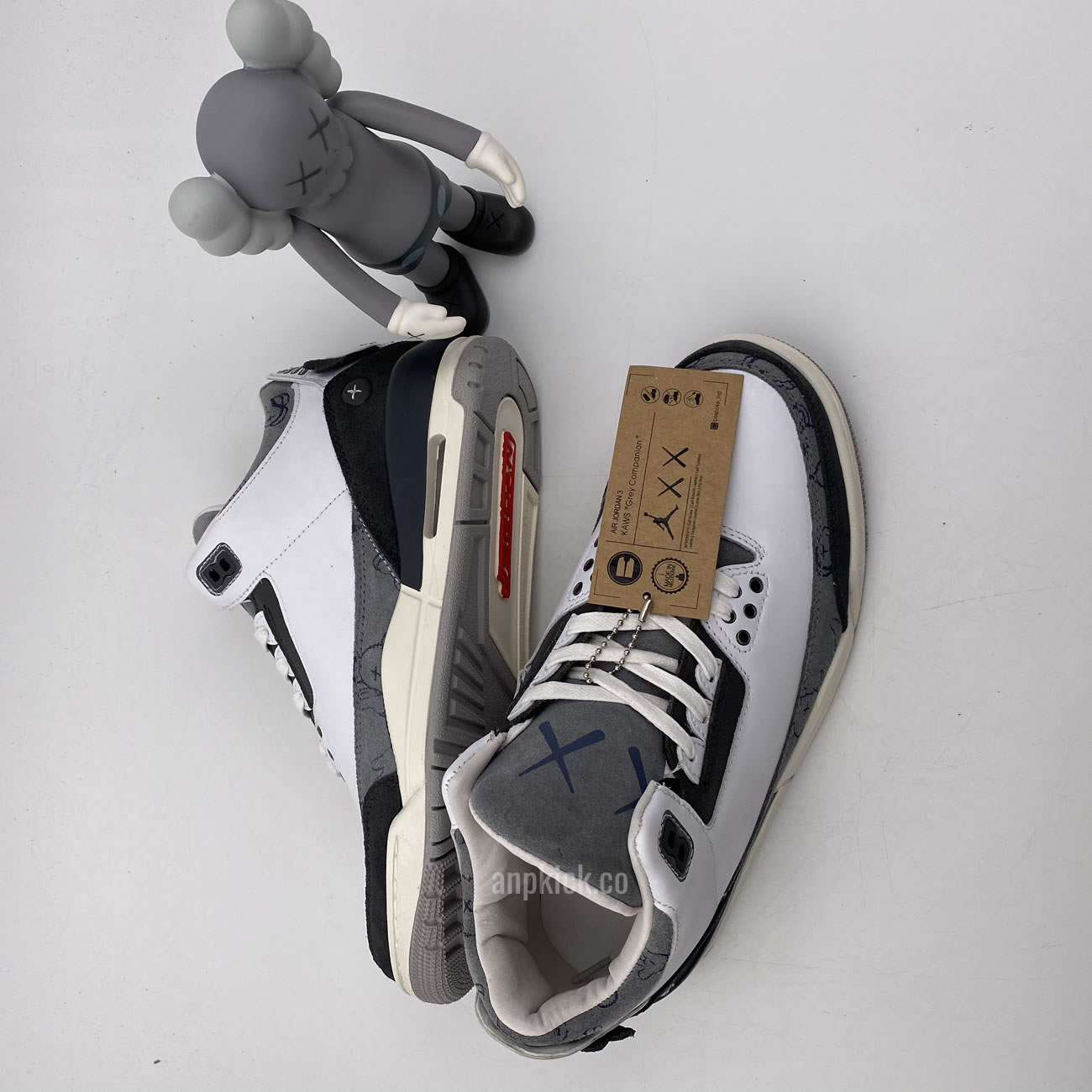 Kaws Air Jordan 3 Fresh Water White Light Grey New Release For Sale (8) - www.newkick.vip Kaws Air Jordan 3 Fresh Water White Light Grey New Release For Sale (8) - www.newkick.vip