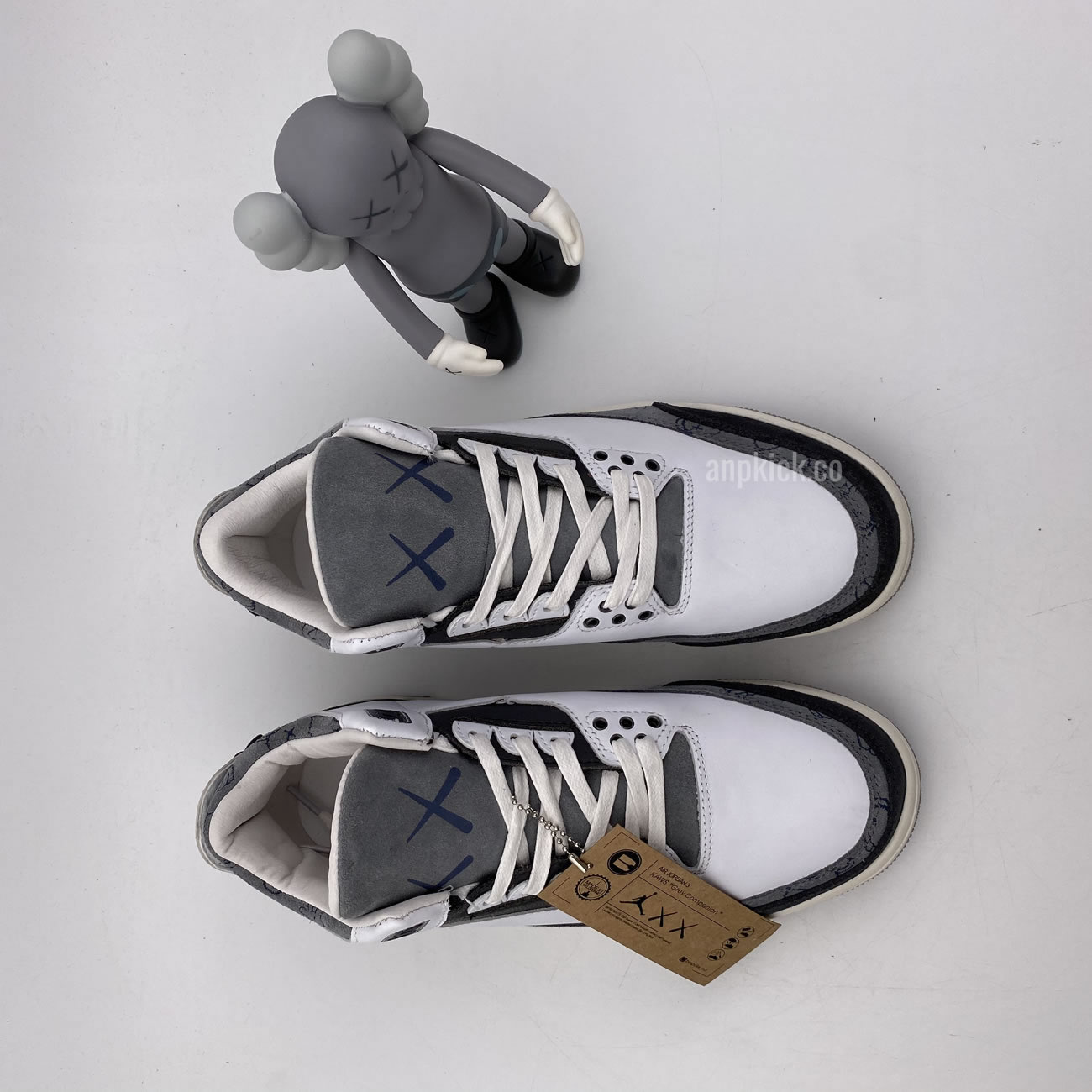 Kaws Air Jordan 3 Fresh Water White Light Grey New Release For Sale (9) - www.newkick.vip Kaws Air Jordan 3 Fresh Water White Light Grey New Release For Sale (9) - www.newkick.vip