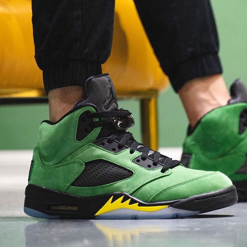 Air Jordan 5 Oregon Ducks Elevate 2020 On Feet Ck6631 307 (1) - www.newkick.vip