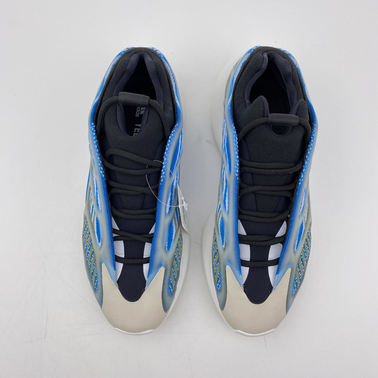 Adidas Yeezy 700 V3 Arazre G54850 New Release Date For Sale (4) - www.newkick.vip