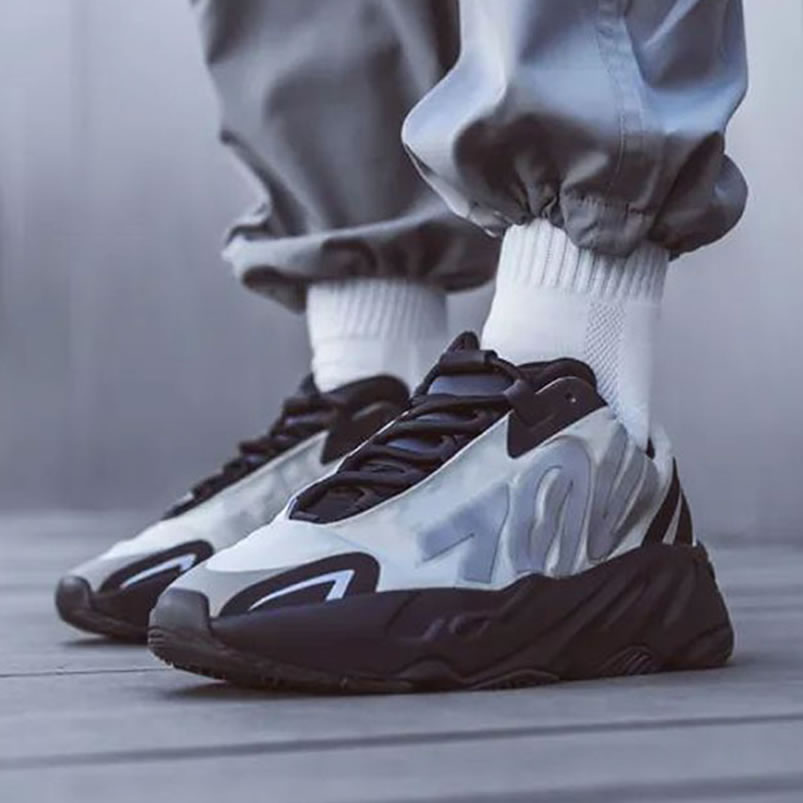 Adidas Yeezy Boost 700 Mnvn Bone Fy3729 On Feet (1) - www.newkick.vip Adidas Yeezy Boost 700 Mnvn Bone Fy3729 On Feet (1) - www.newkick.vip
