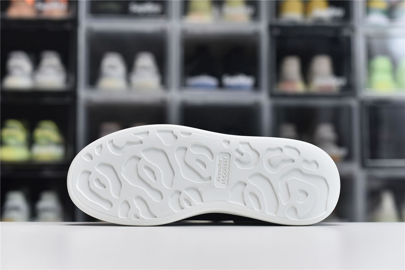 Mcq 553680 Whgp5 1000 Reflective (3) - www.newkick.vip Mcq 553680 Whgp5 1000 Reflective (3) - www.newkick.vip