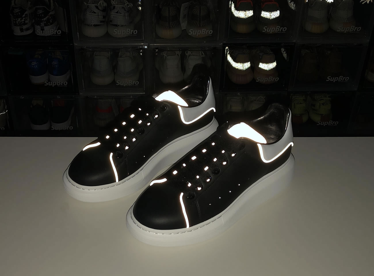 Mcq 553680 Whgp5 1000 Reflective (7) - www.newkick.vip Mcq 553680 Whgp5 1000 Reflective (7) - www.newkick.vip