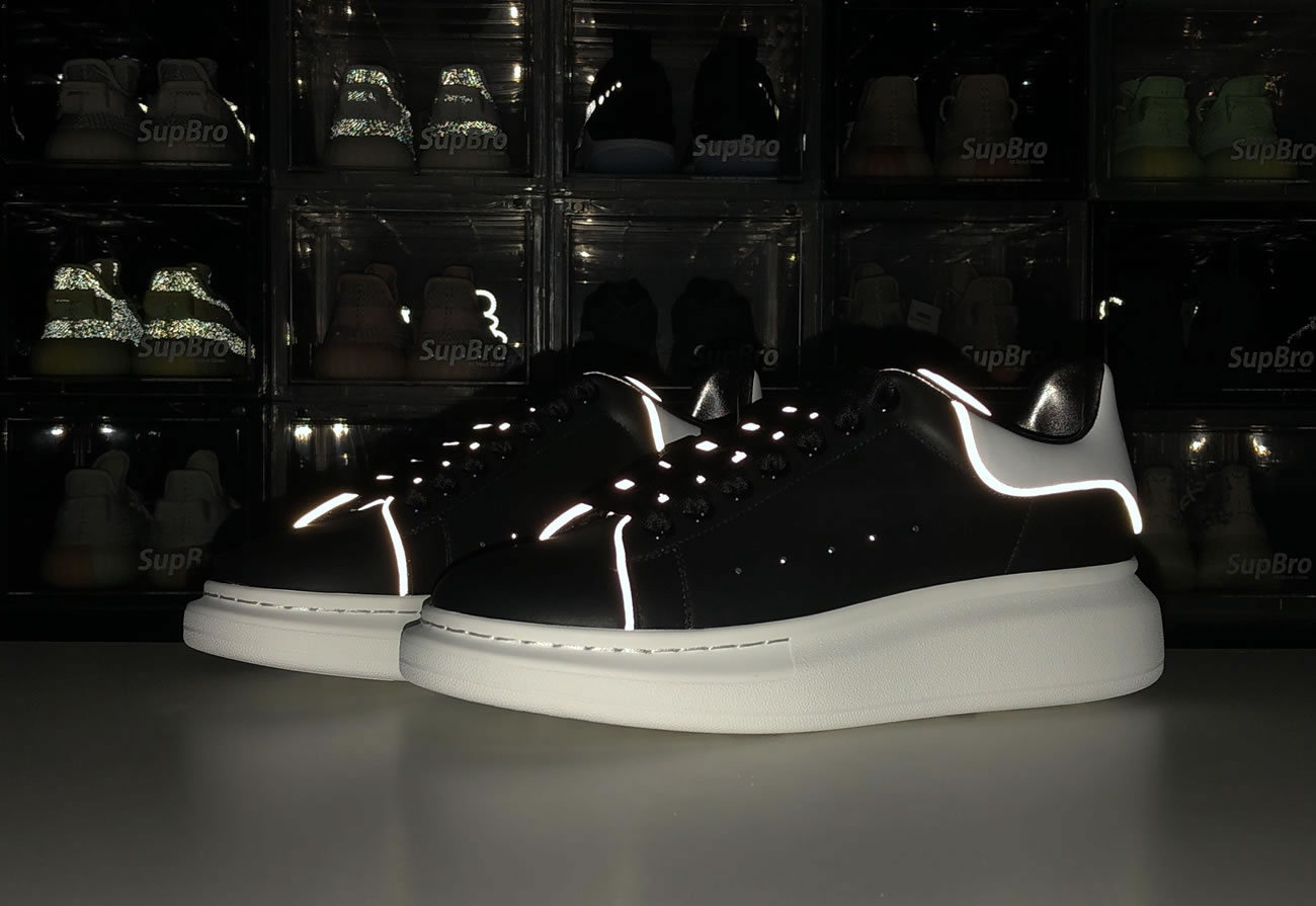 Mcq 553680 Whgp5 1000 Reflective (8) - www.newkick.vip Mcq 553680 Whgp5 1000 Reflective (8) - www.newkick.vip