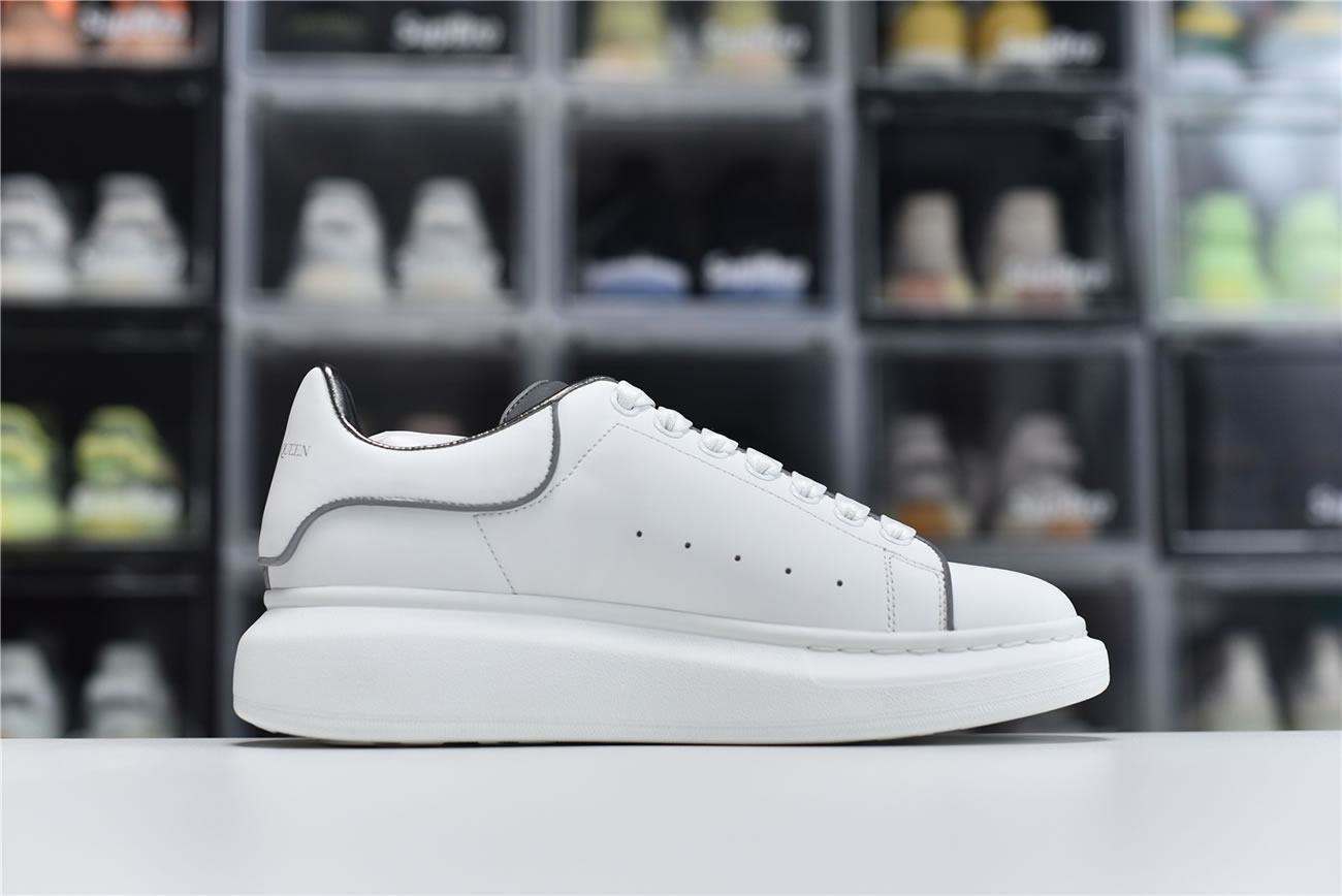 Mcq 553680 Whgp5 9000 Reflective (2) - www.newkick.vip Mcq 553680 Whgp5 9000 Reflective (2) - www.newkick.vip