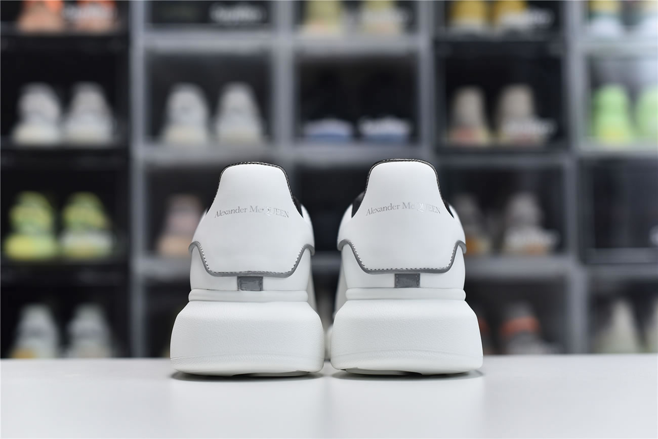 Mcq 553680 Whgp5 9000 Reflective (4) - www.newkick.vip Mcq 553680 Whgp5 9000 Reflective (4) - www.newkick.vip