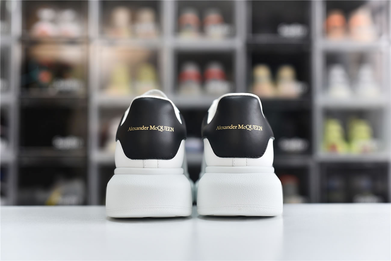 Mcq 553680 Whgp5 9061 Wmns (3) - www.newkick.vip Mcq 553680 Whgp5 9061 Wmns (3) - www.newkick.vip