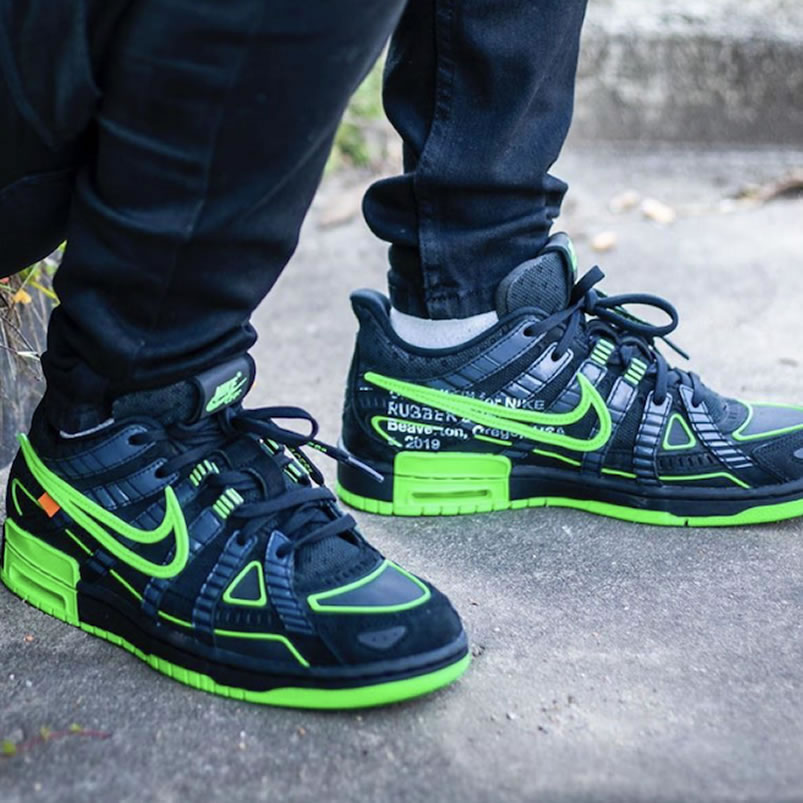 Off White Nike Air Rubber Dunk Green Strike On Feet Cu6015 001 (2) - www.newkick.vip