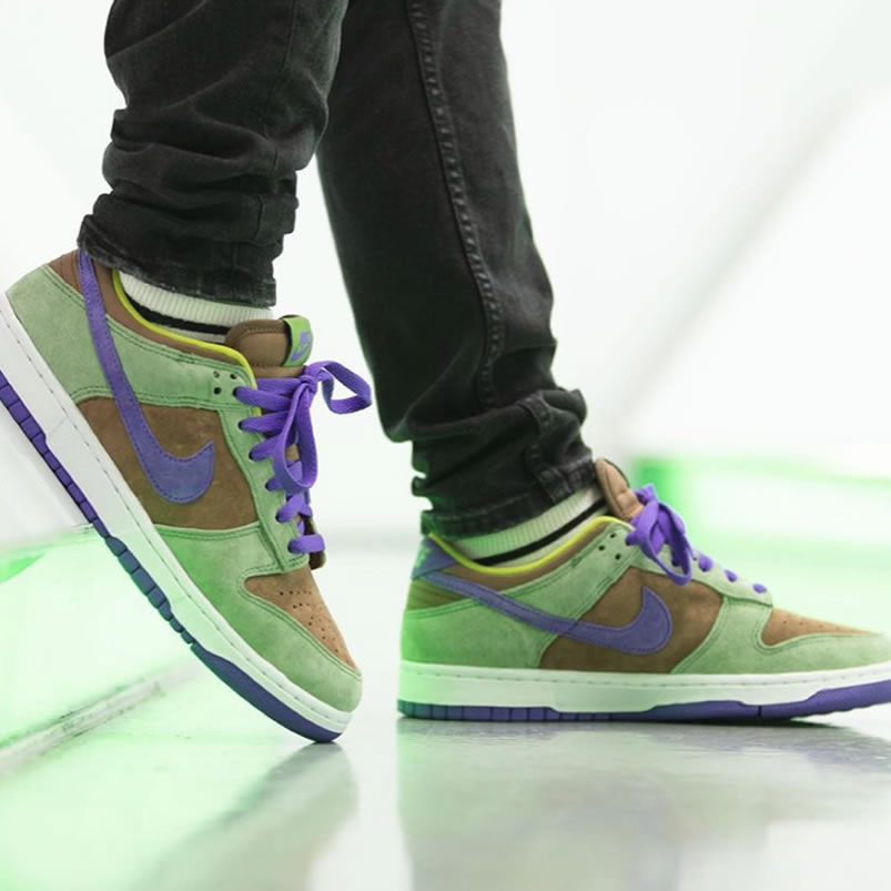 Nike Dunk Low Sp Veneer Autumn Green Deep Purple On Feet Da1469 200 (1) - www.newkick.vip