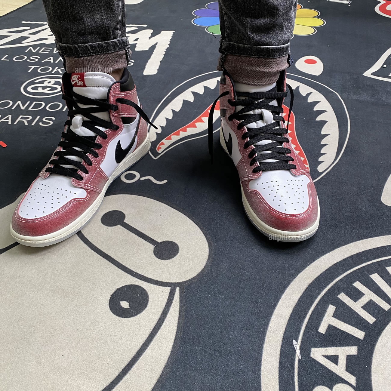 Anpkick Trophy Room Air Jordan 1 High Og Sp Chicago First Look Da2728 100 (7) - www.newkick.vip