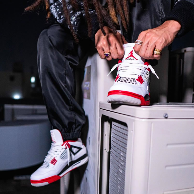 Air Jordan 4 Retro Og Fire Red 2020 On Feet Dc7770 160 (4) - www.newkick.vip