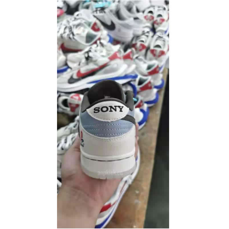 Travis Scott Sony Playstation 5 Nike Dunk Low Anpkick First Look (5) - www.newkick.vip Travis Scott Sony Playstation 5 Nike Dunk Low Anpkick First Look (5) - www.newkick.vip