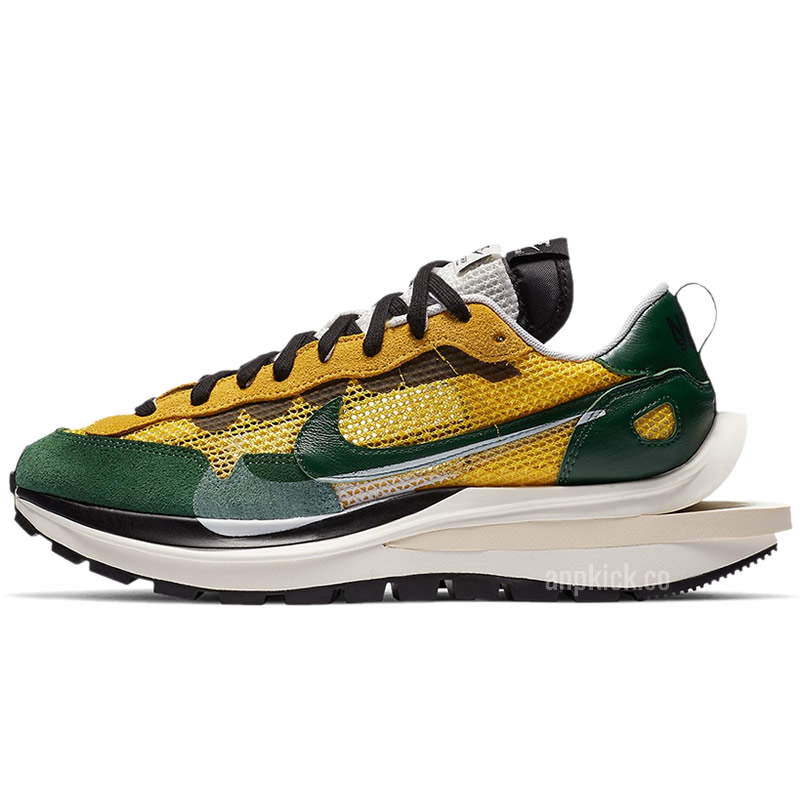 Sacai Nike Vaporwaffle Tour Yellow Stadium Green Sail Cv1363 700 (1) - www.newkick.vip