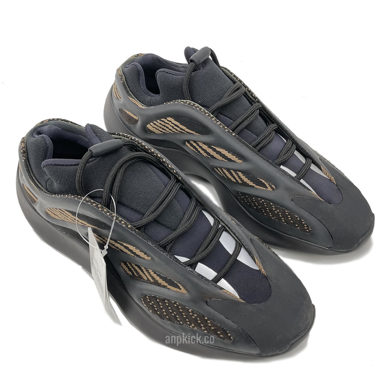 Adidas Yeezy 700 V3 Clay Brown Clabro Bruarga Gy0189 (3) - www.newkick.vip Adidas Yeezy 700 V3 Clay Brown Clabro Bruarga Gy0189 (3) - www.newkick.vip