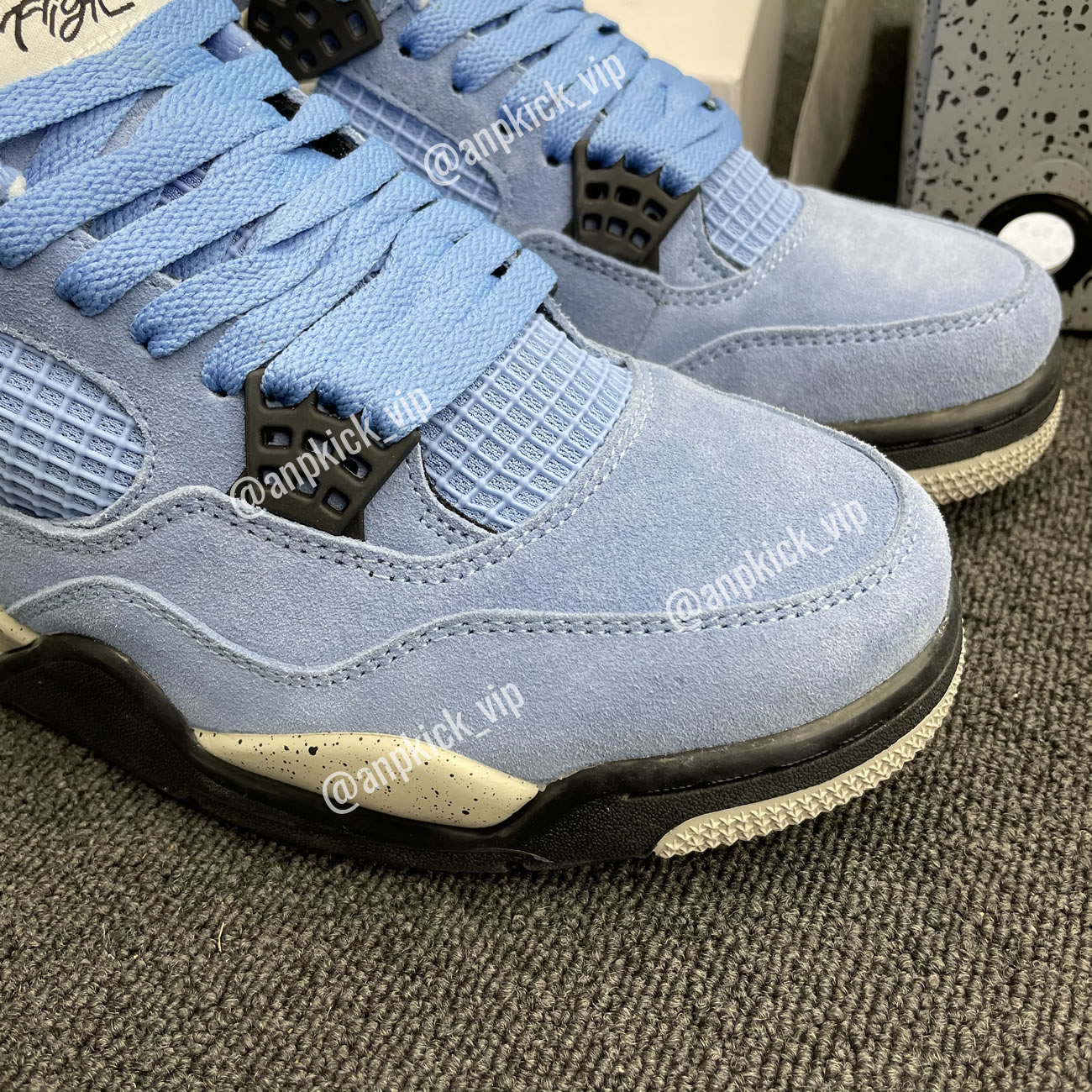 Air Jordan 4 University Blue Unc Ct8527 400 (8) - www.newkick.vip Air Jordan 4 University Blue Unc Ct8527 400 (8) - www.newkick.vip