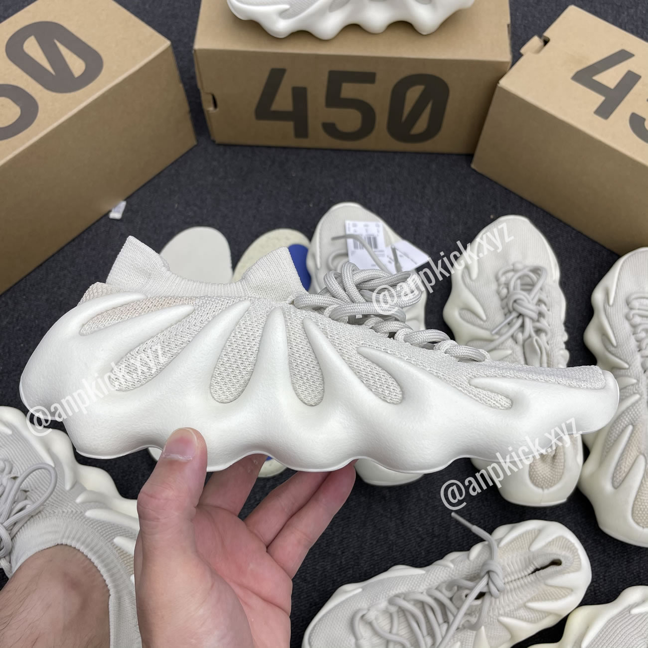 Adidas Yeezy 450 Cloud White Anpkick H68038 (4) - www.newkick.vip Adidas Yeezy 450 Cloud White Anpkick H68038 (4) - www.newkick.vip