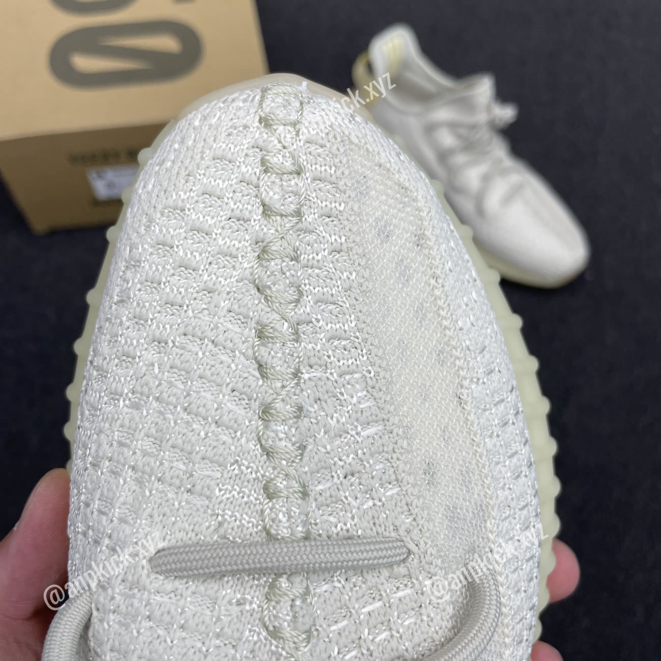 Adidas Yeezy Boost 350 V2 Light Uv Sensitive Gy3438 (8) - www.newkick.vip