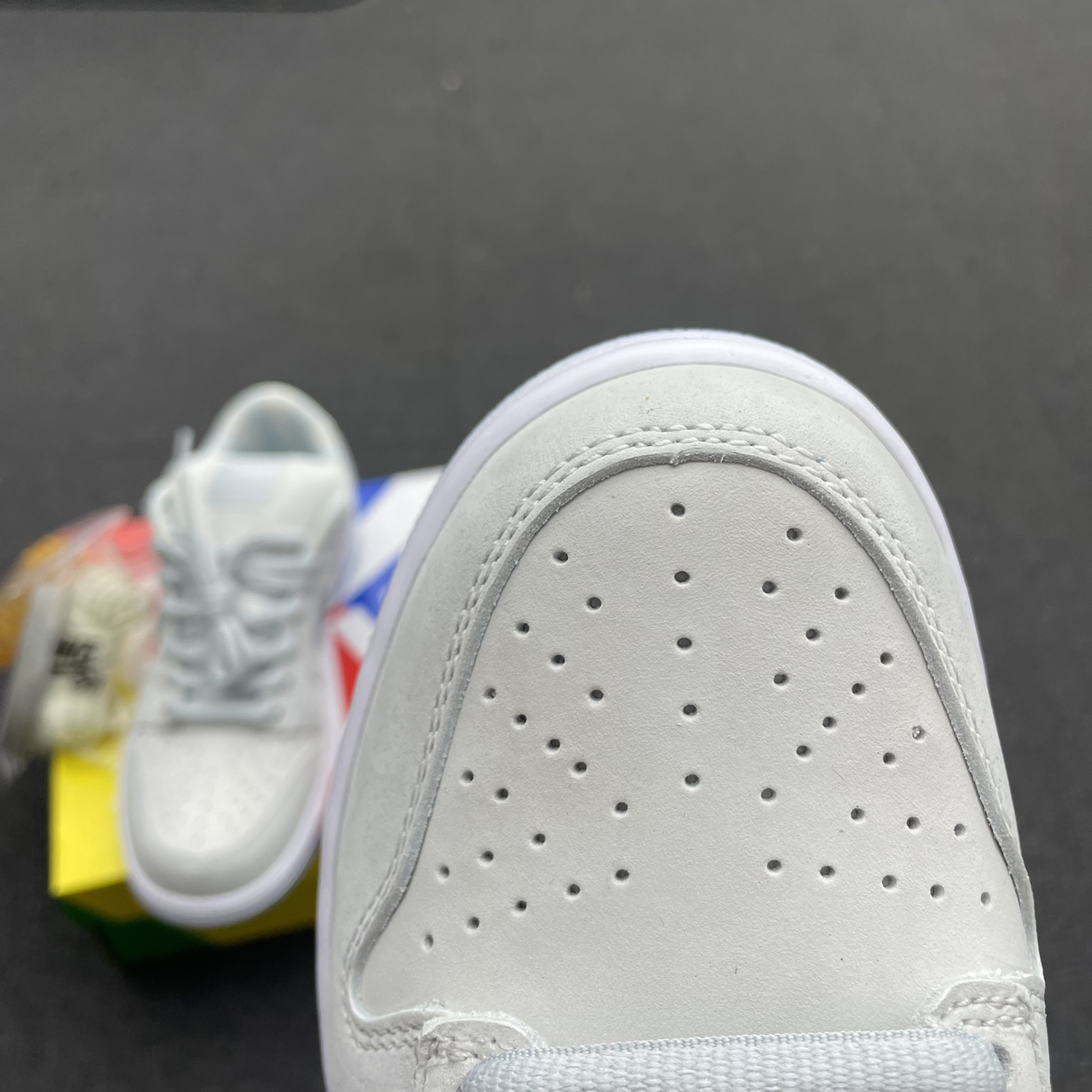 Nike Sb Dunk Low White Lobster Friends And Family Fd8776 100 (5) - www.newkick.vip
