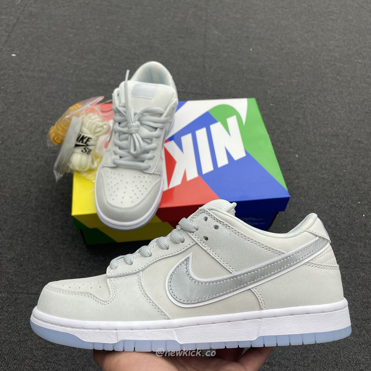 Nike Sb Dunk Low White Lobster Friends And Family Fd8776 100 (6) - www.newkick.vip