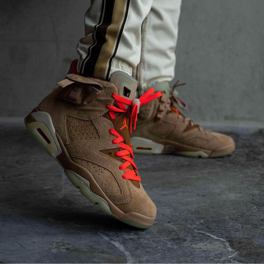 Travis Scott Air Jordan 6 Retro British Khaki On Feet Dh0690 200 (1) - www.newkick.vip