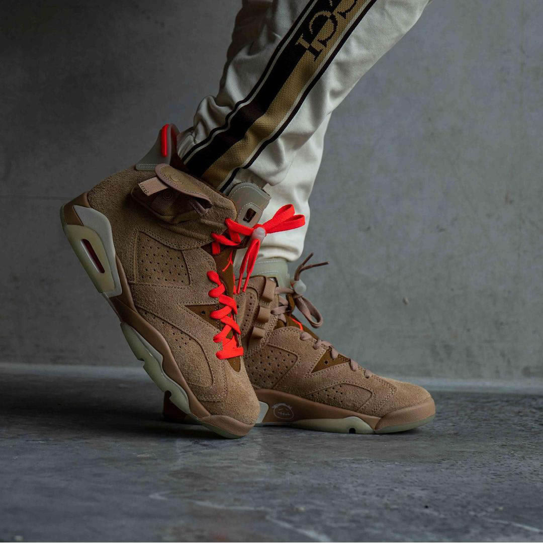 Travis Scott Air Jordan 6 Retro British Khaki On Feet Dh0690 200 (3) - www.newkick.vip
