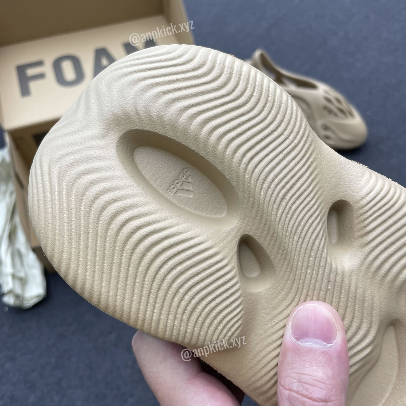 Adidas Yeezy Foam Runner Ochre Gw3354 (10) - www.newkick.vip Adidas Yeezy Foam Runner Ochre Gw3354 (10) - www.newkick.vip