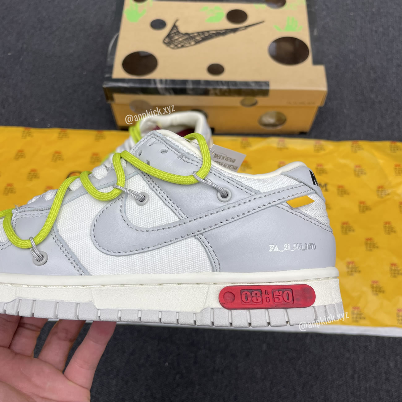Off White Nike Sb Dunk Low The 08 Of 50 Grey White Yellow Dm1602 106 08 (5) - www.newkick.vip