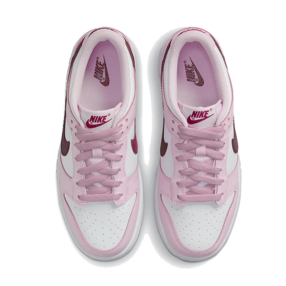 Nike Dunk Low Gs Strawberry Pink White Pink Red Cw1590 601 (4) - www.newkick.vip Nike Dunk Low Gs Strawberry Pink White Pink Red Cw1590 601 (4) - www.newkick.vip