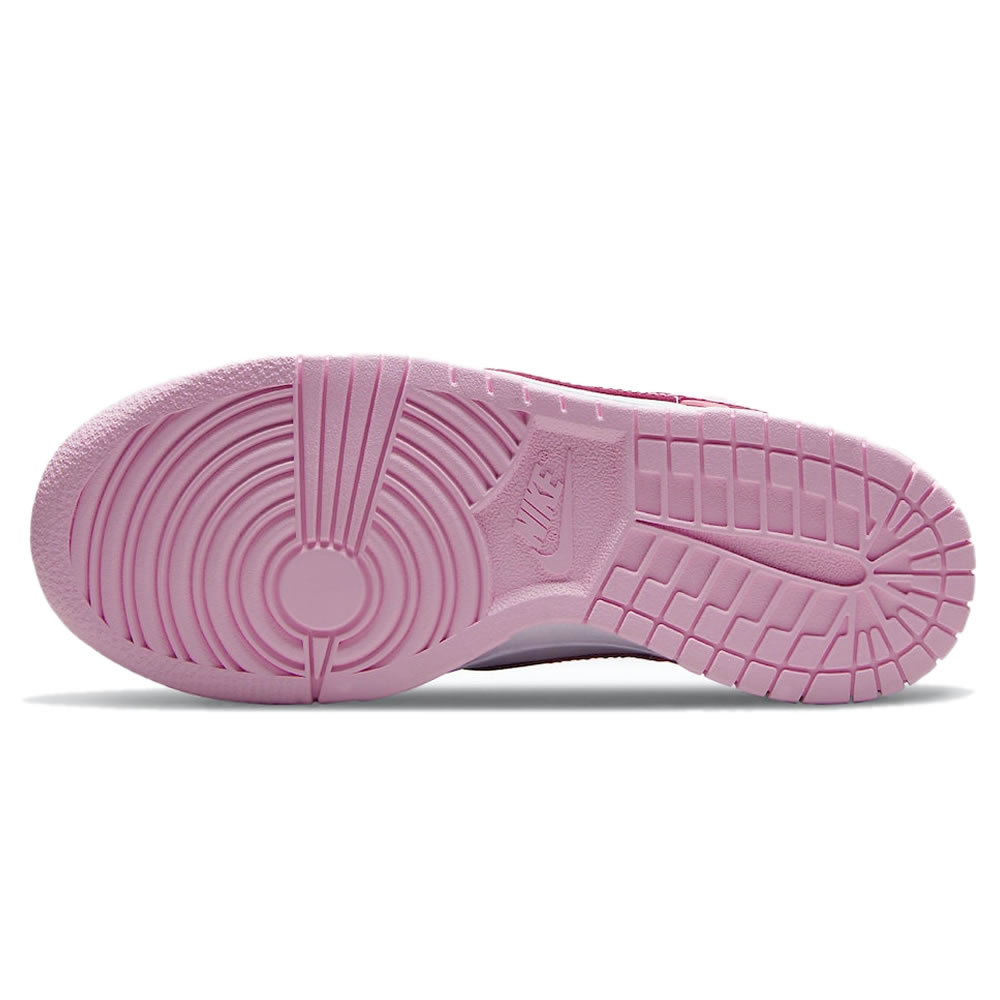 Nike Dunk Low Gs Strawberry Pink White Pink Red Cw1590 601 (6) - www.newkick.vip Nike Dunk Low Gs Strawberry Pink White Pink Red Cw1590 601 (6) - www.newkick.vip