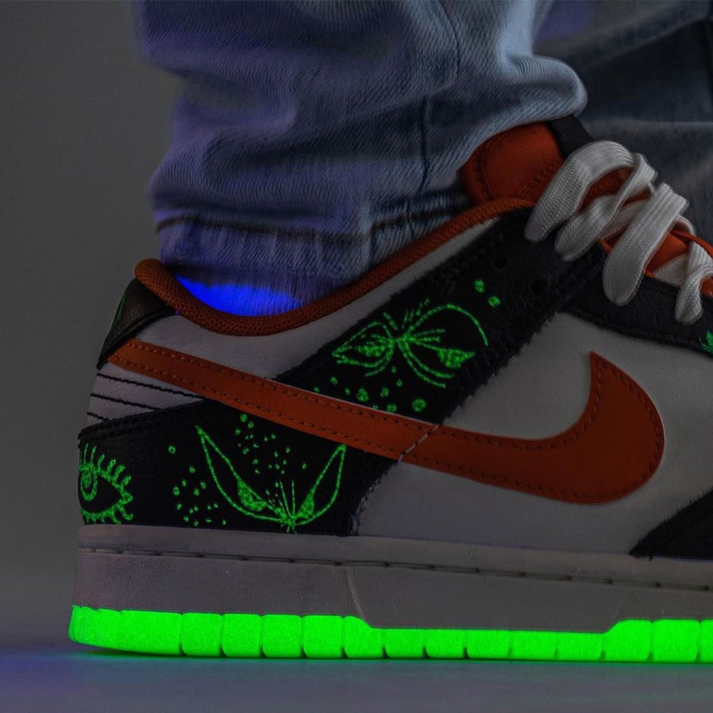 Nike Dunk Low Halloween Sail Starfish Black Dd3357 100 On Feet (9) - www.newkick.vip Nike Dunk Low Halloween Sail Starfish Black Dd3357 100 On Feet (9) - www.newkick.vip