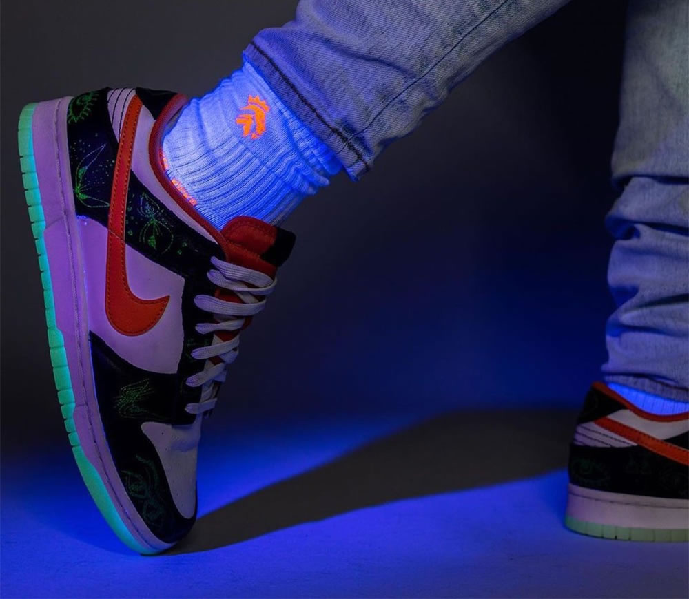 Nike Dunk Low Halloween Sail Starfish Black Dd3357 100 On Feet (6) - www.newkick.vip