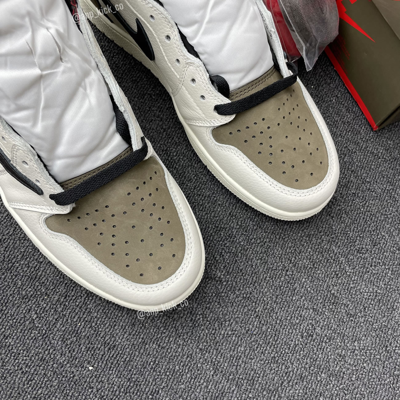 Travis Scott Air Jordan 1 High Og Sp White Brown Black Fragment Anpkick Custom Making (6) - www.newkick.vip Travis Scott Air Jordan 1 High Og Sp White Brown Black Fragment Anpkick Custom Making (6) - www.newkick.vip